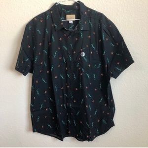 Roebuck & Co Elf Shoes Print Button Down Shirt NWT